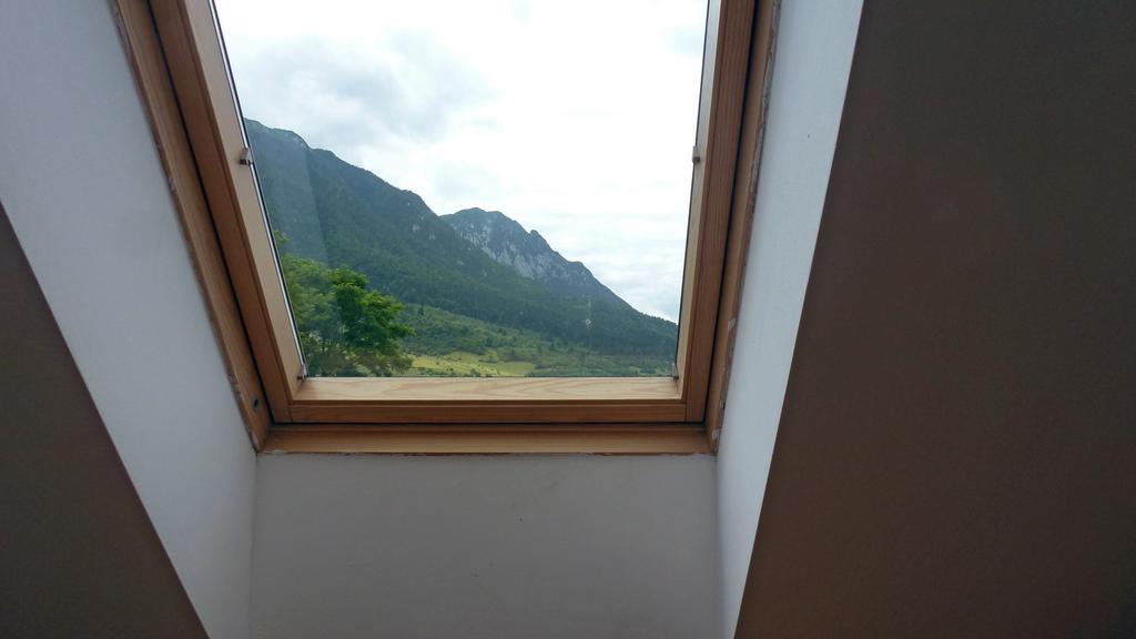 Sura Pietrei Craiului Hotel Zarnesti Ngoại thất bức ảnh